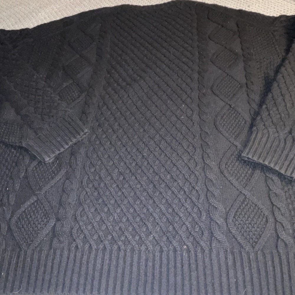 Aritzia "Sunday Best" M Peggy Sweater Black Merino Wool Cable Knit Chunky - Picture 9 of 9